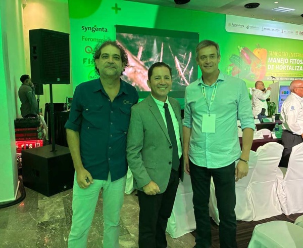 Carlos Meza, CEO de Terragénesis, Presente en el Simposio Internacional de Manejo Fitosanitario de Hortalizas en México